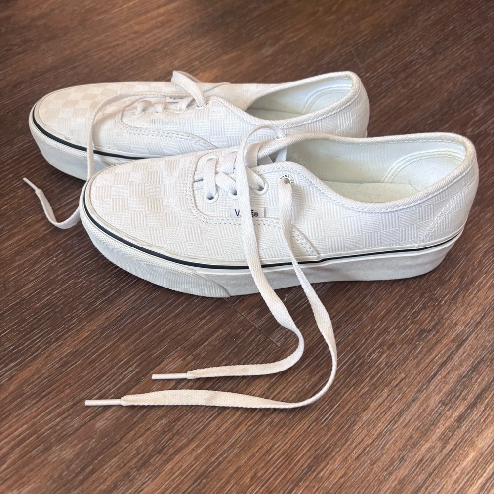White Checkerboard Low-Top Canvas Sneakers - Women